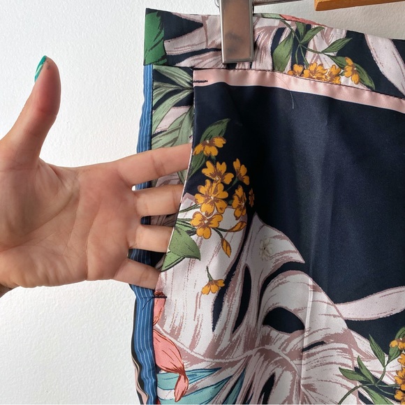 Straight Leg Floral Dress Pants - Picture 5 of 6